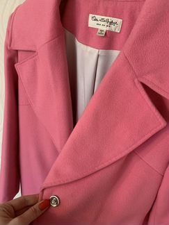 Пальто розовое 46