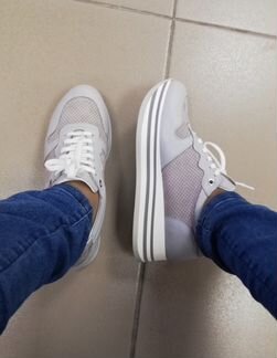 Кроссовки Benta