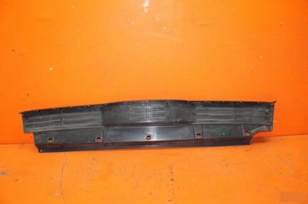 Накладка бампера задняя Mitsubishi Pajero 4