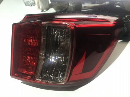 Фонари(стоп сигналы) Лексус is рестайлинг 8 диодов