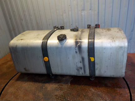 Бак топливный Мерседес Актрос мп 3 9314700401