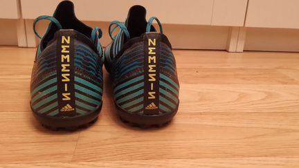 Футбольные бутсы Adidas Nemezis 17.3 TF