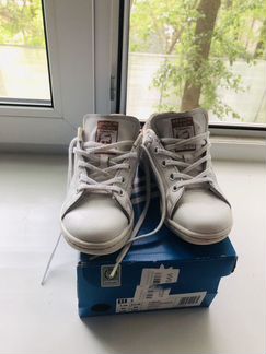 Кроссовки adidas