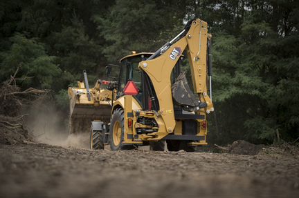 Экскаватор-погрузчик Cat 428, пр-во Caterpillar