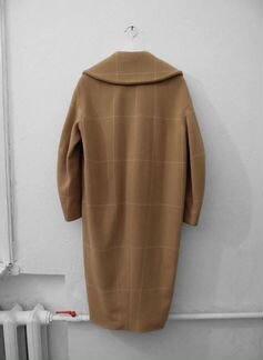 Пальто бренда Форма