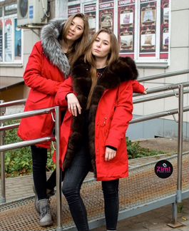 Парка с натуральным мехом