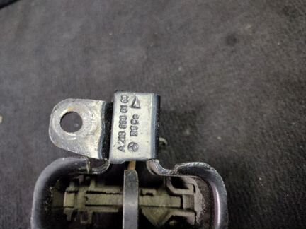 Замок капота Mercedes W211 E211 M272 3.0 2006