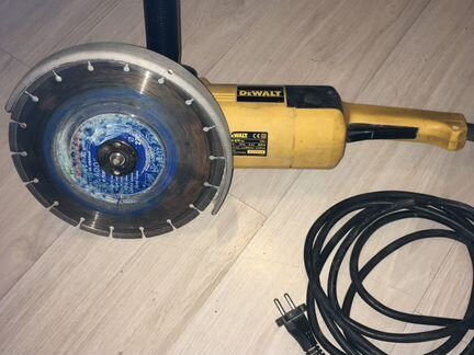 Dewalt Болгарка 230