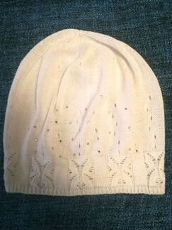 Шапка белая вязаная