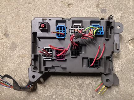 Распределитель тока BMW X5 E70 61146931687