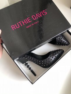 Стильные черные кожаные туфли Ruthie Davis