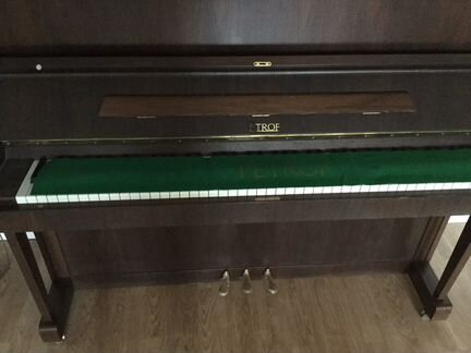 Пианино Petrof
