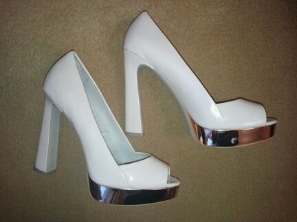 Туфли с открытым мыском