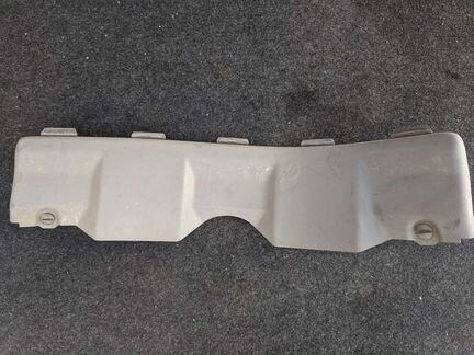 Накладка переднего бампера Freelander 2