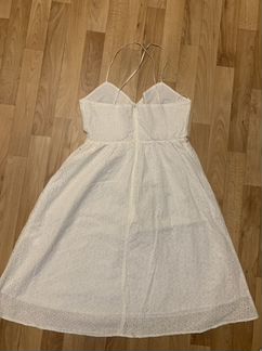 Платье белое zolla