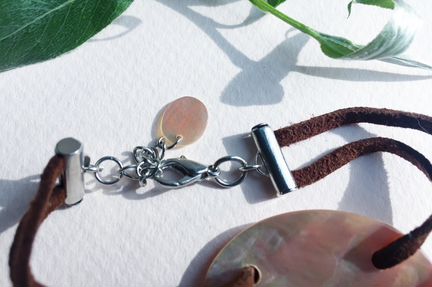 Перламутровый браслет