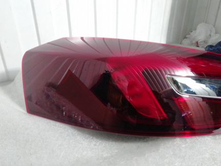 Фонарь внешний задний левый Opel Insignia