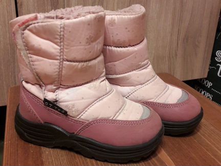 Ботинки зимние 24 размер хорошего качества и состо