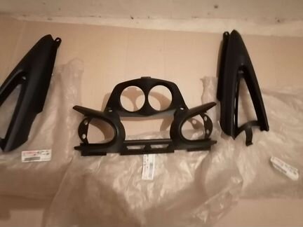 Пластик глушителя снегохода Yamaha