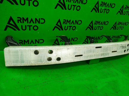 Усилитель бампера передний Toyota Land Cruiser