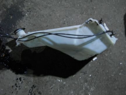 Chevrolet Traiblazer Бачёк Омывателя