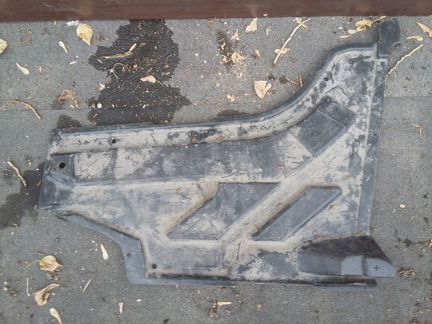 Защита днища правая Mercedes-Benz W246 W117 X156