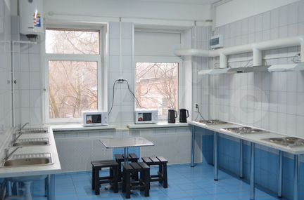 Комната 16 м² в > 9-к, 1/3 эт.