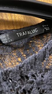 Платье Zara кружевное