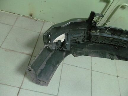 Бампер передний VW passat B6 бу