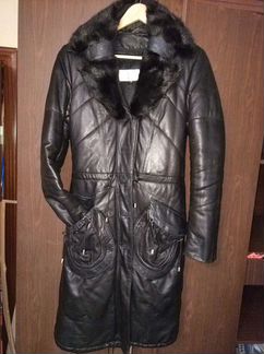 Пальто-пуховик из натуральной кожи
