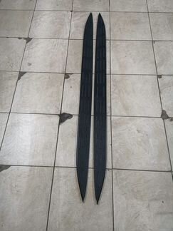 Порог правый и левый, подножка