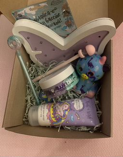 Подарочный бокс