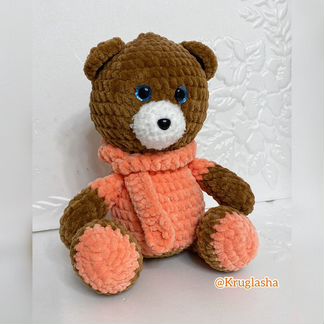 Медведь плюшевый