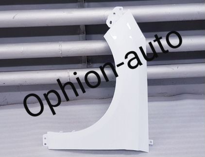 Форд Фокус 3 крыло FR0ZEN white