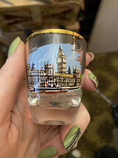 Стопки с видами Лондона