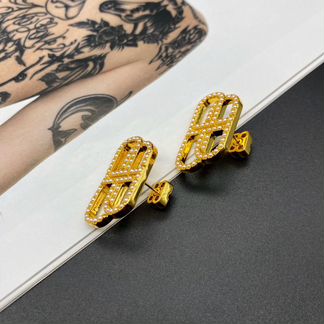Серьги Balenciaga