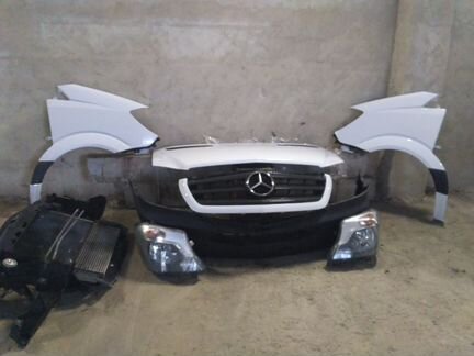 Крыло переднее правое левое Мерседес Спринтер 906