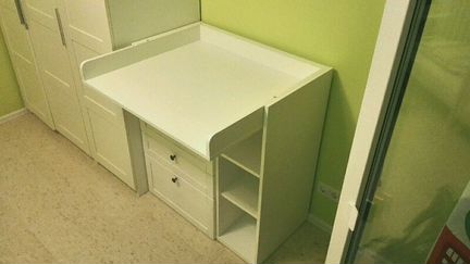 Пелинальный столик стува