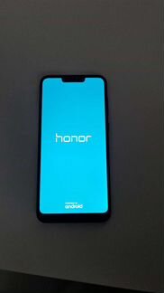 Телефон Honor 8c