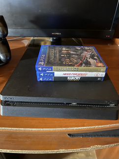 Sony ps4 slim 500