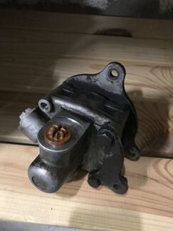 Насос гур e34 e30 почти новый. Meyle