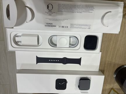 Часы Apple Watch 5 44 mm новые Space Gray
