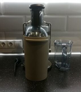 Соковыжималка Bork S511