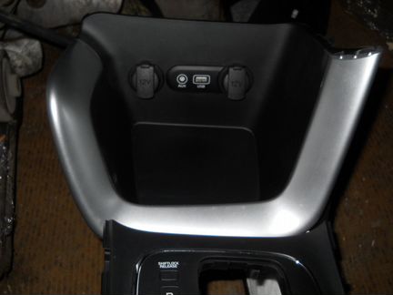 Kia Ceed 2 Подлокотник обшивки пластик