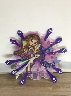 Часы Bratz, светящиеся ночью