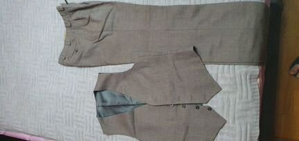 Костюм тройка