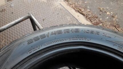 Шина бу 255-45-18 Nokian Hakkapeliitta R2