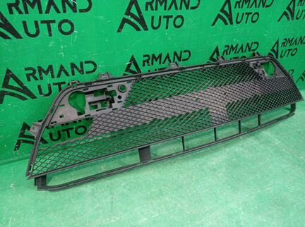 Решетка бампера передняя нижняя Mercedes Gl X166