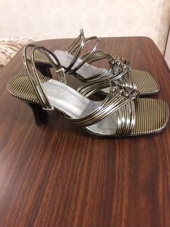 Новые босоножки