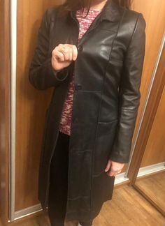 Кожаный женский плащ пальто